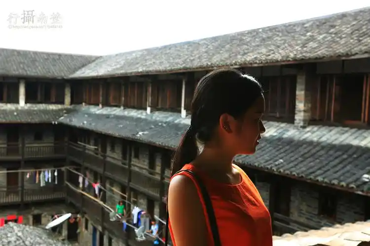 【《 围屋女孩 》摄影图片】江西省龙南杨村镇燕人像摄影_行摄南野的