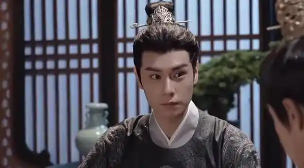 惜花芷忍得了张婧仪的妆容忍不了胡一天的古装