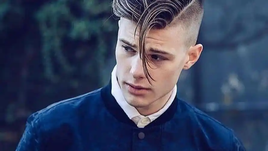 男生短发发型top5:凤梨头,飞机头,短刘海,短寸头,你喜欢哪个