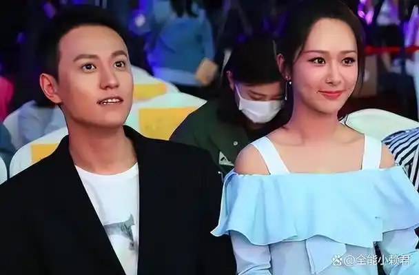 她将弟弟带进演艺圈如今自己一直不温不火弟弟却成功出名