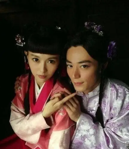 【图】霍建华娄艺潇被曝恋情 花洒哥正牌女友现身了