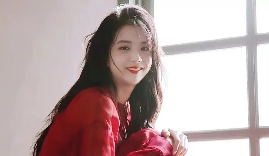 blackpink门面担当jisoo