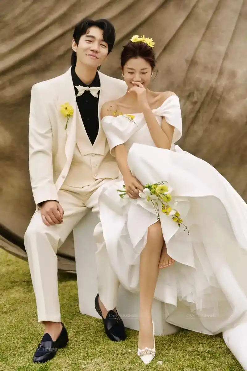 韩国明星都推荐的自然风格婚纱照,收藏起来.婚纱照风格: 韩式 - 抖音