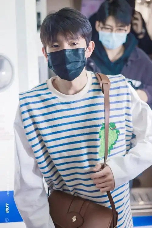 王源机场##王源看我们如何相遇vlog