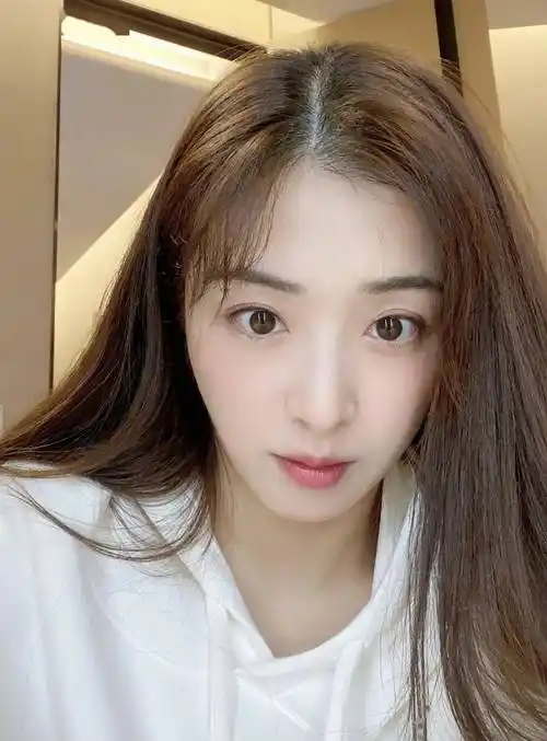 女星张含韵写真大合集清新甜美靓丽可爱