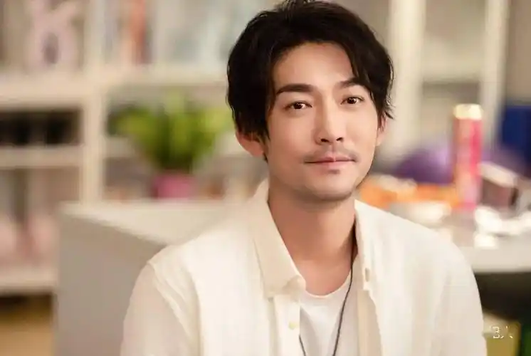 专访演员张博:18表演19是人生的游乐场,灵魂的聚集地_梅生_冰雪