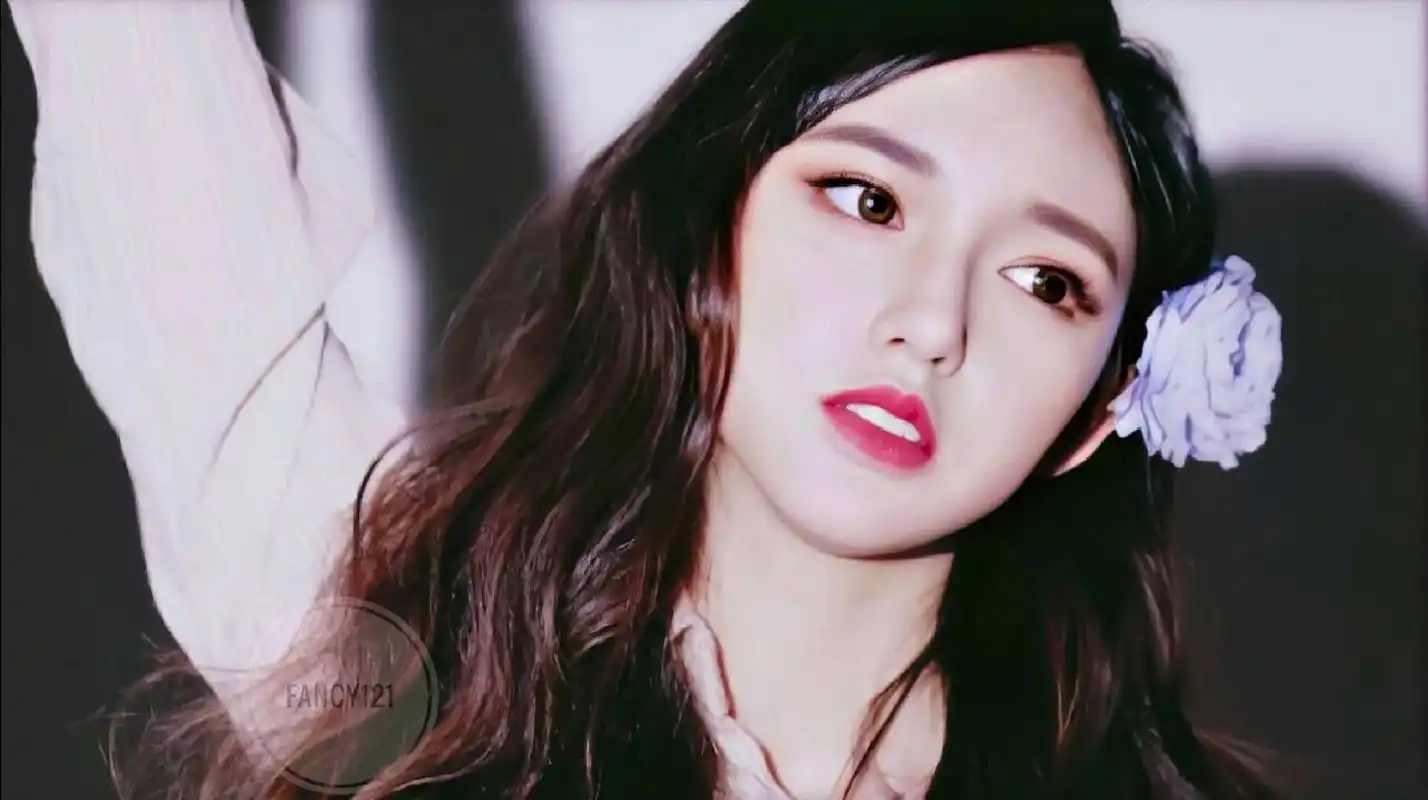 只知道图一图源:fancy121(最近她修了一张程潇超级可爱的动图,然后就