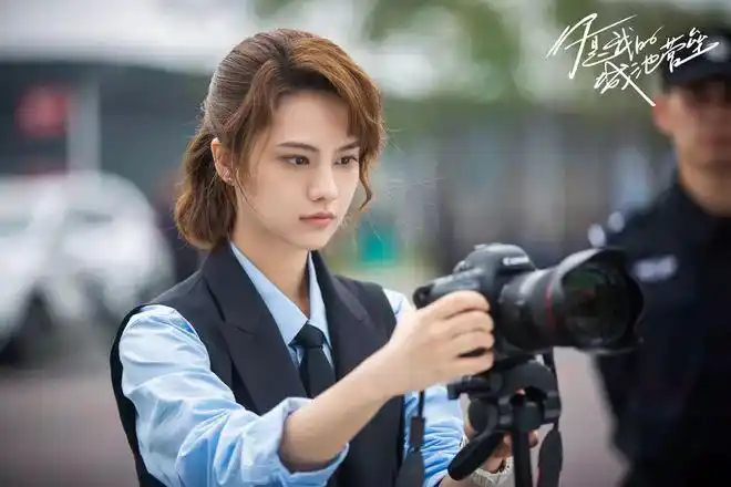 姜珮瑶,罗昱焜都毕业于北电,还都是美女学霸|马思纯|白敬亭_网易订阅