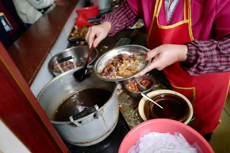 桂林米粉卤水(这才是正宗的桂林米粉)