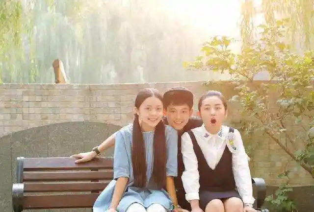 《小别离》播出5年:3个小戏骨成当红演员,小妈剧里剧外不消停|张子枫