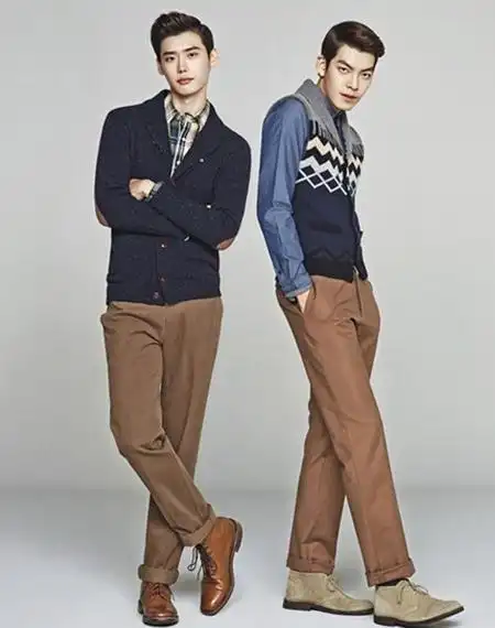 求几张金宇彬李钟硕的照片,不要ps的,要高清