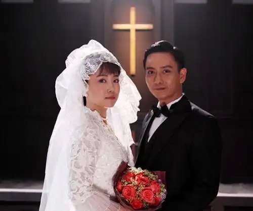 ­  杨阳与谢君豪在戏中饰演夫妻