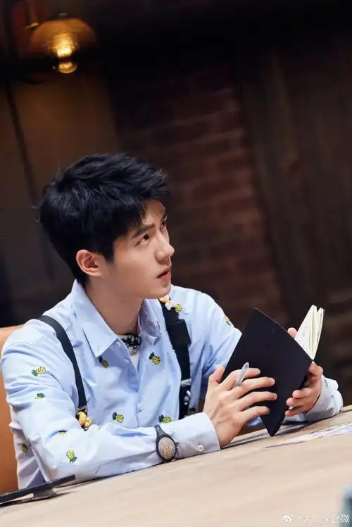 【《#大侦探游乐园惊魂#》高清剧照】之刘医生@刘昊然turbo:西柚市的