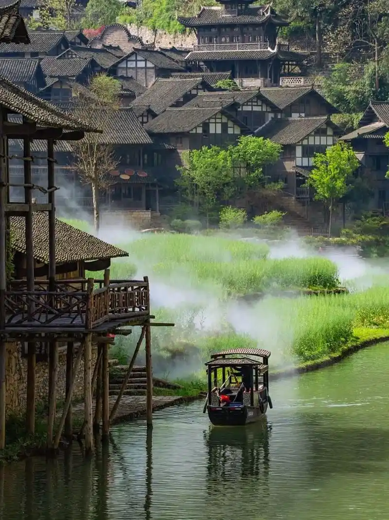 乌江寨攻略.乌江寨旅游攻略: 交通:从贵阳出发,沿渝筑高速g - 抖音