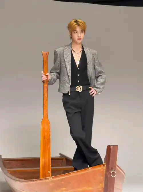 黄明昊闪光时刻