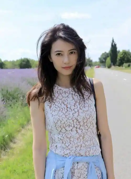 国字脸,大额头也好看的女明星,这4位必须有姓名_孙俪_舒淇_方脸