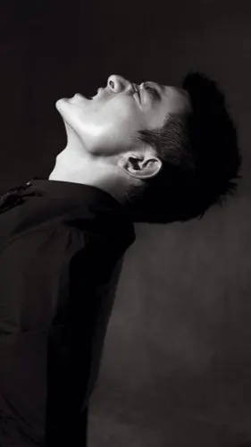 刘德华黑色写真高清手机壁纸