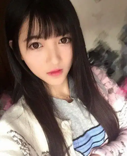 全球最美的校花翁心颖浙江传媒学院女神2