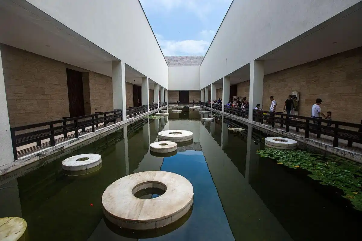 #ai亚来杭州# 如果你计划参观杭州的良渚文化博物馆,在这里给你一些建