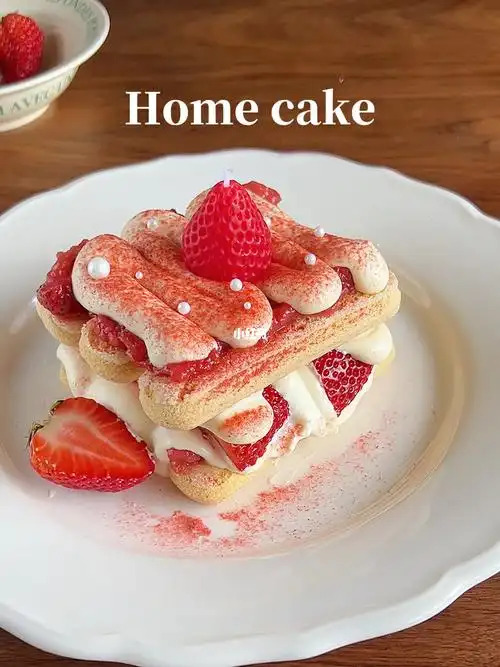 可爱草莓提拉米苏梦幻甜品下午茶蛋糕