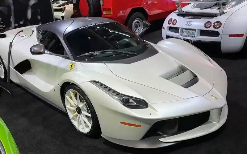 法拉利拉法 - 千万级别超跑!