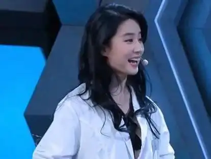 喜剧人实锤刘亦菲