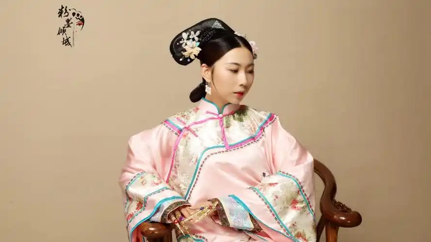 清宫剧造型非遗绒花清朝旗头造型延禧攻略同款发型