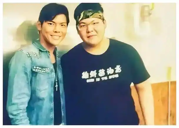 向佐向佑被吐槽长相发文怒怼不要写我弟弟绝不原谅