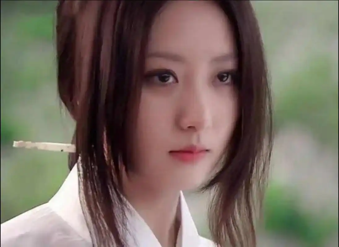 白冰究竟有多美,回顾十年前《神话》里的白冰饰演的玉漱公主,简直美若