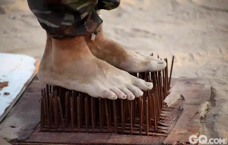 从小培养的未来战士 探秘哈马斯军训营 _人物_gq男士网