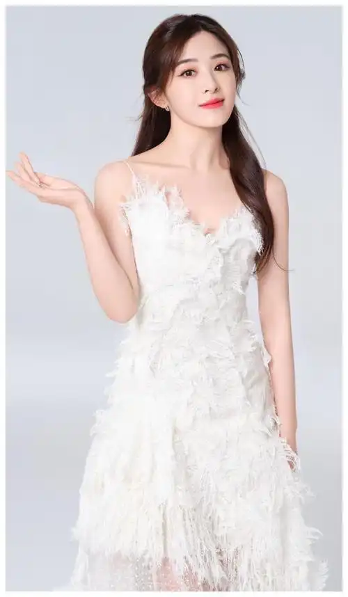 2020心中女神是谁,是甜美可爱,出彩养眼,努力向上的张含韵吗