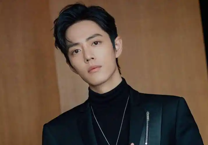 面对舆论战,王一博才是肖战的真队友,王竟力只是男版的马苏_沉默_发声