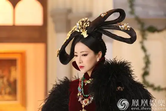 半妖倾城玄幻热播陈紫函妖王霸气登场