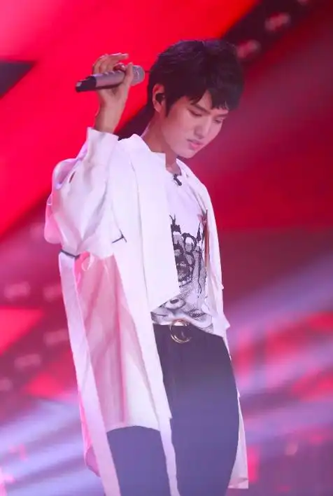 浏览文章 尹毓恪开口惊艳众生           新浪娱乐讯 上周《快乐男声