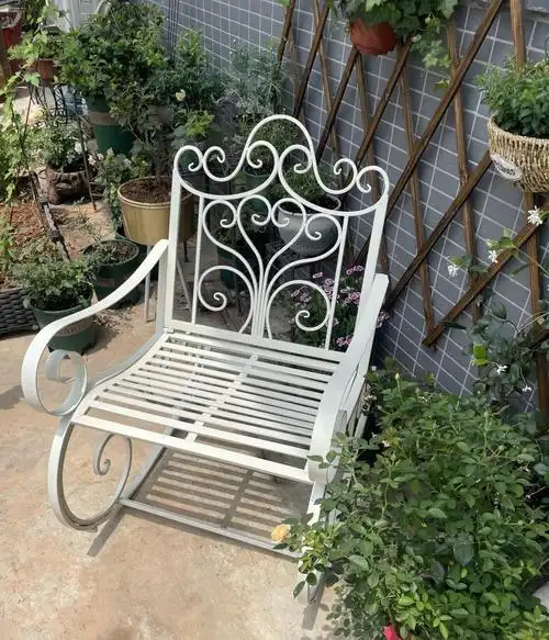 欧式铁艺躺椅复古户外摇摇椅庭院桌椅公园椅子休闲逍遥椅装饰 浅绿色