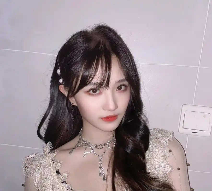 明星美图|费沁源