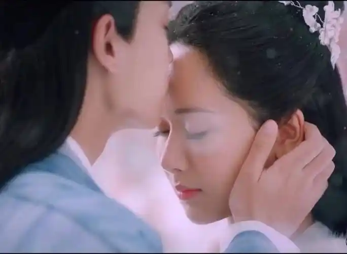 杨紫谭松韵张慧雯,任嘉伦的高级额头吻!_搭档_剧中_都有吻