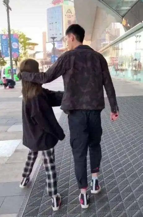 想儿子长到一米八女儿长到一米七坚持以下几点可能不成问题