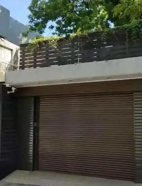 刘德华香港豪宅曝光,没有想象中那么豪华,看起来很像一座厂房!