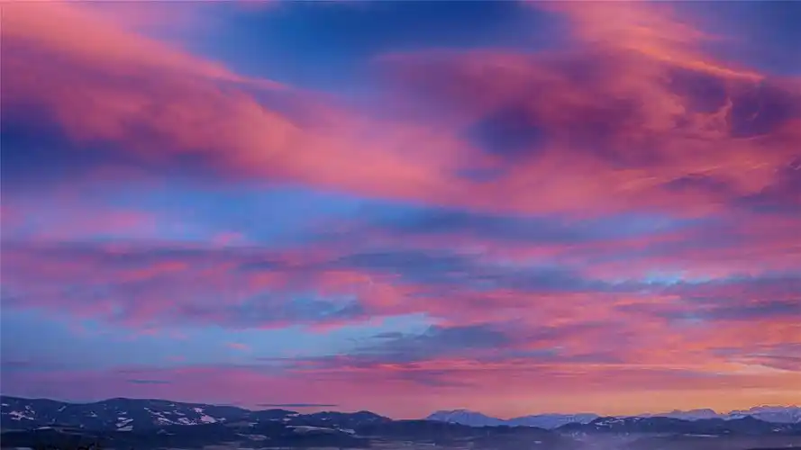 绝美紫色晚霞高清桌面壁纸
