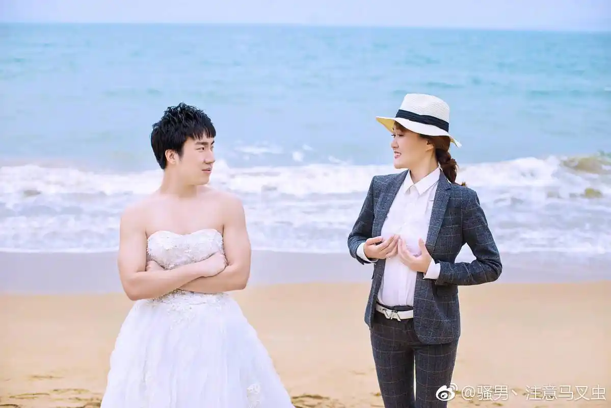 7年情断!骚男为与七七离婚选择净身出户,曾在直播中被打耳光