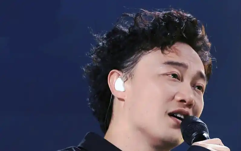 陈奕迅《落花流水》片段/最喜欢的 eason的歌之一/最能道破现在的心境