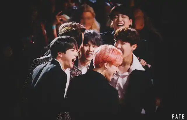 防弹少年团赴美开演唱会近距离票价炒至20万团体直播状态好