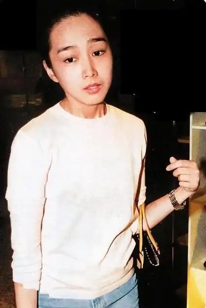 朱丽倩:带亿万嫁妆"下嫁"刘德华,46岁为其生子,如今怎样了?