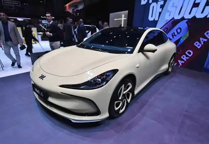 北京车展冤家牌①:吉利,小米狭路相逢,刘涛,雷军走对抗路?