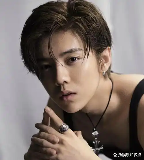 鹿晗个人资料简介及家世 鹿晗家世身份/真名/祖籍/身高体重介绍
