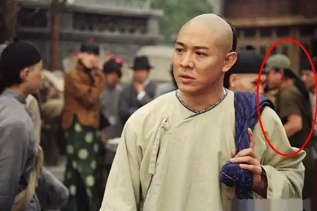 互动问答| 影视剧中有哪些搞笑的穿帮镜头?