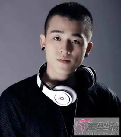 男士短发板寸发型 干练帅气展现男人味-看淘网