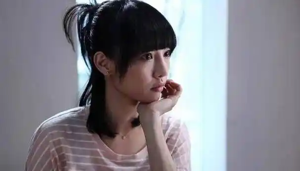 白百何:"一阳指"毁星途,蛰伏五年带娃复出,隐婚丈夫大有来头_陈羽凡