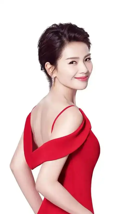 刘涛-温柔甜美 魅力性感 美丽大方 惊艳美照!_人生_毕业_南昌